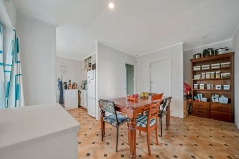 Photo of property in 73 Calthorp Close, Favona, Auckland, 2024