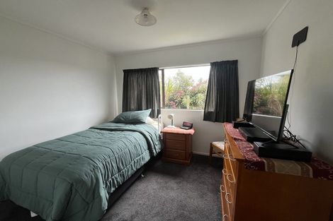 Photo of property in 2/7 Courant Place, Clover Park, Auckland, 2019