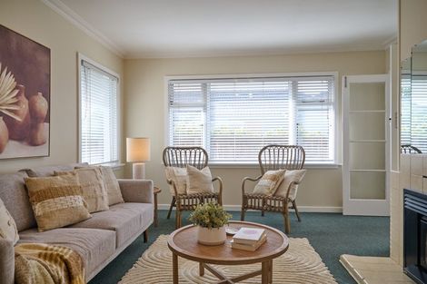 Photo of property in 192 Avonhead Road, Avonhead, Christchurch, 8042