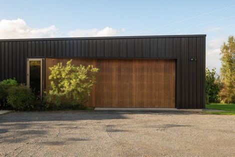 Photo of property in 890 Pirongia Road, Pirongia, Te Awamutu, 3876