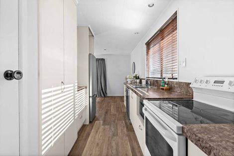 Photo of property in 22 Symons Street, Parkvale, Hastings, 4122