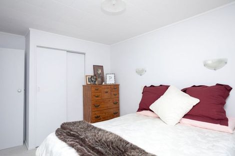 Photo of property in 14 Hamlet Street, Dannevirke, 4930