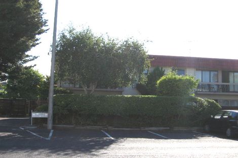 Photo of property in 1/1 Glen Road, Browns Bay, Auckland, 0630