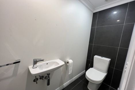 Photo of property in 171 Boord Crescent, Kumeu, 0891