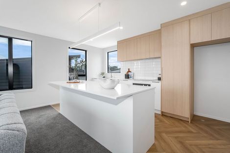 Photo of property in 8a Martin Road, Paraparaumu Beach, Paraparaumu, 5032