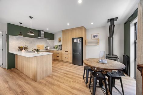Photo of property in 5 Riley Street, Lake Hawea, 9382
