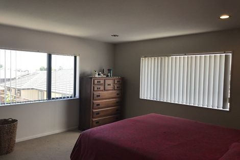 Photo of property in 16 Dalray Avenue, Takanini, 2112