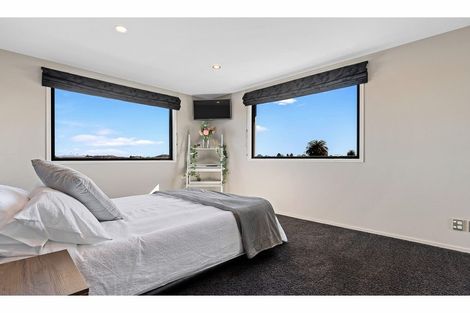 Photo of property in 55 Sovereign Boulevard, Kaiapoi, 7630