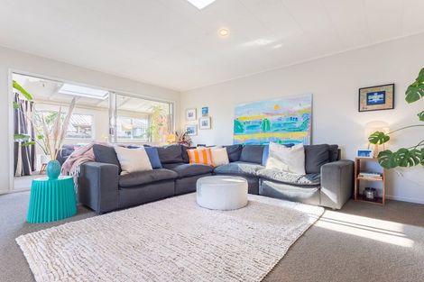 Photo of property in 49 Donovan Road, Paraparaumu Beach, Paraparaumu, 5032