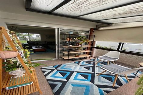 Photo of property in 43 Te Atatu Road, Te Atatu South, Auckland, 0610