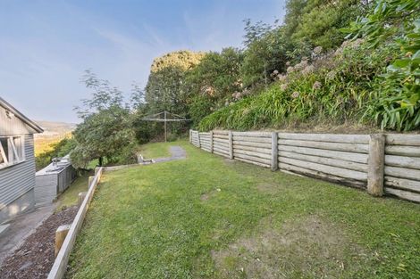 Photo of property in 9 Arene Grove, Titahi Bay, Porirua, 5022