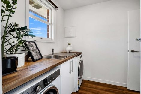 Photo of property in 35 Johnstone Street, Tinwald, Ashburton, 7700