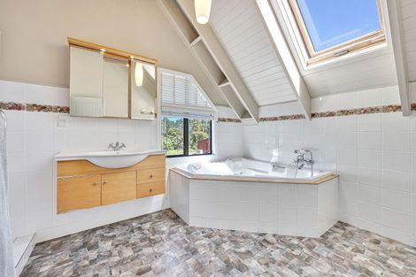 Photo of property in 377 Clevedon Kawakawa Road, Clevedon, Papakura, 2585