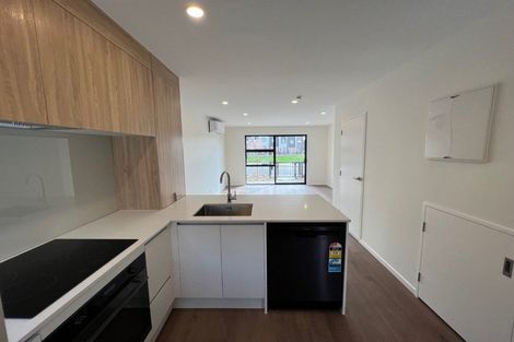 Photo of property in 33 Jabuka Street, Glen Eden, Auckland, 0602