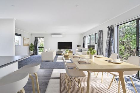 Photo of property in 1 Breadalbane Road, Havelock North, 4130