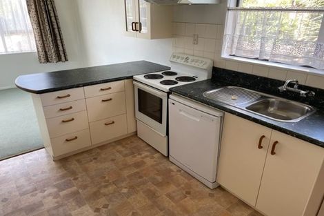 Photo of property in 39 Dunbarton Street, Redwood, Christchurch, 8051