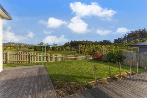 Photo of property in 4 Kaiwaru Place, Waikanae, 5036