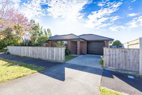 Photo of property in 36 Karina Terrace, Roslyn, Palmerston North, 4414