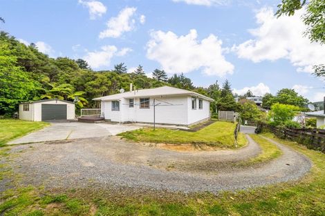 Photo of property in 15 Gawler Grove, Wainuiomata, Lower Hutt, 5014