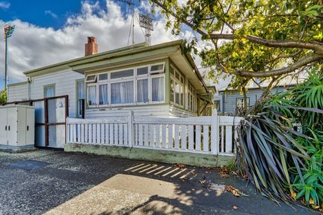 Photo of property in 96 Nelson Crescent, Napier South, Napier, 4110