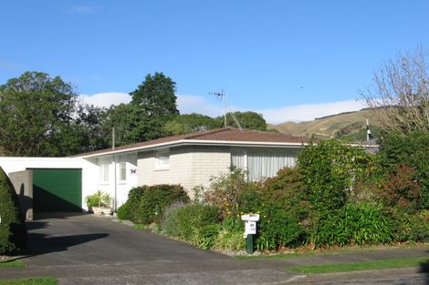Photo of property in 3a Leybourne Avenue, Waikanae, 5036