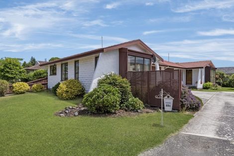 Photo of property in 23 Resolution Place, Bryndwr, Christchurch, 8053