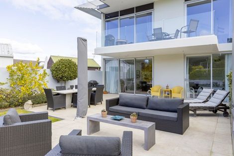 Photo of property in 110 Lake Terrace, Taupo, 3330