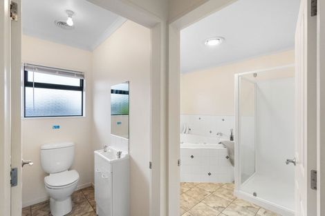 Photo of property in 6 Claremont Rise, Levin, 5510
