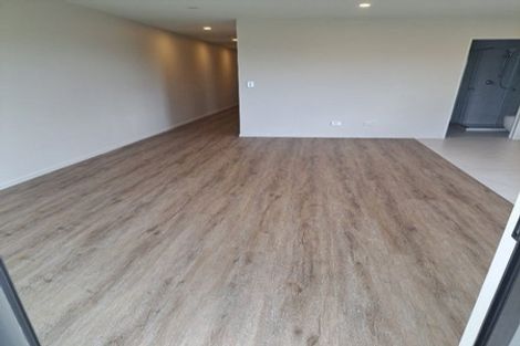 Photo of property in 20 Rorotu Avenue, Karaka, 2113