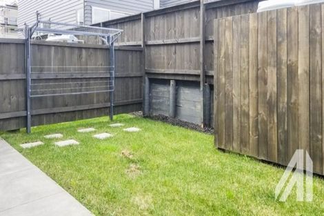 Photo of property in 3 Peihana Road, Hobsonville, Auckland, 0616