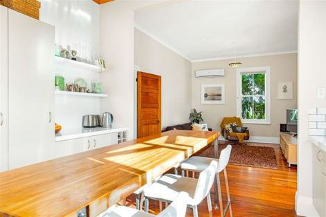 Photo of property in 139 Titirangi Road, New Lynn, Auckland, 0600