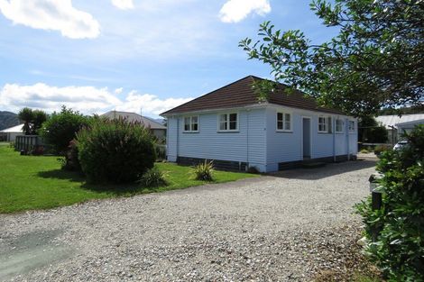 Photo of property in 8 Dunn Street, Reefton, 7830