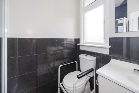 Photo of property in 25 Charles Street, Weston, Oamaru, 9401