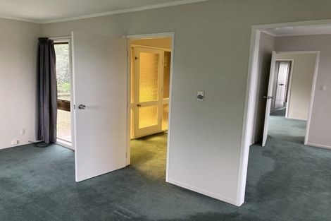 Photo of property in 7 Mirage Place, Beach Haven, Auckland, 0626