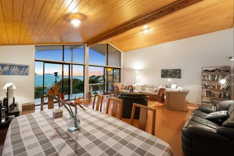 Photo of property in 12 Wairahi Road, Langs Beach, Waipu, 0582