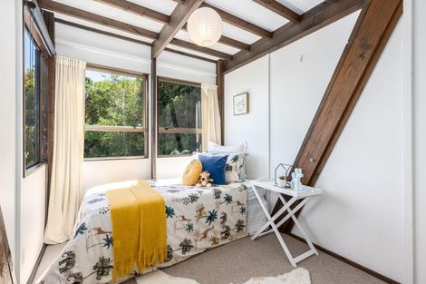 Photo of property in 15 Leeward Drive, Whitby, Porirua, 5024