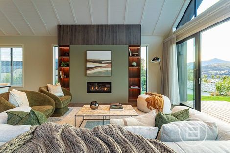 Photo of property in 8 Stockyard Lane, Jacks Point, Queenstown, 9371