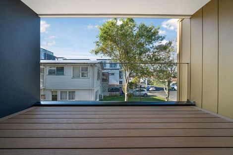 Photo of property in 9b Lomond Street, Takapuna, Auckland, 0622