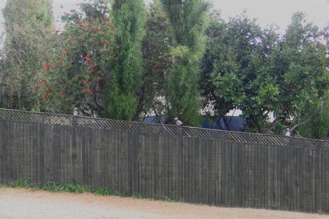 Photo of property in 82 Sunvue Road, Glen Eden, Auckland, 0602