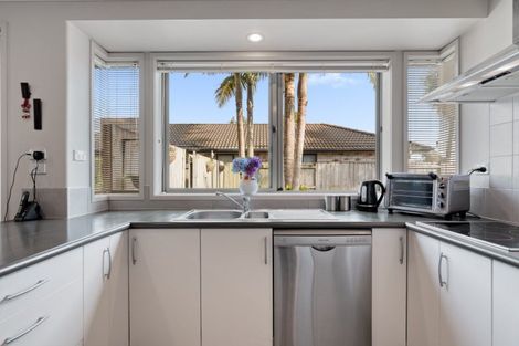 Photo of property in 50 Roxbury Place, Papamoa Beach, Papamoa, 3118