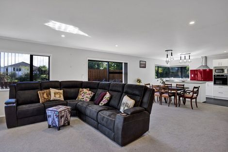 Photo of property in 50 Oberon Street, Stratford, 4332