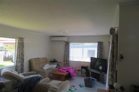 Photo of property in 8f1- Tulsa Grove, Totara Park, Upper Hutt, 5018