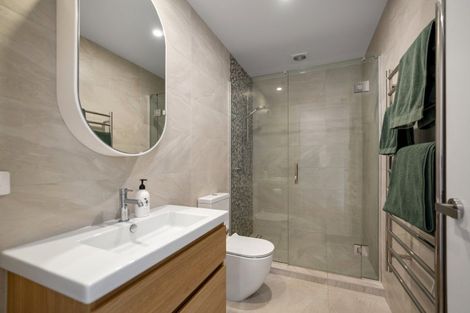 Photo of property in 11 Memorial Way, Tauranga, 3110