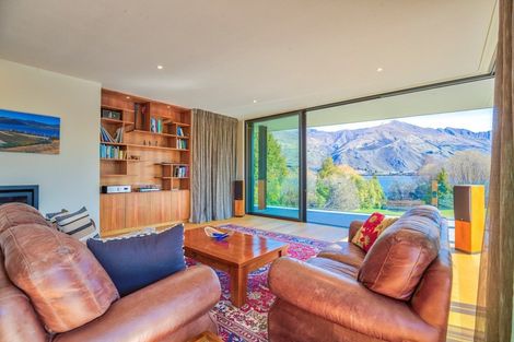 Photo of property in 221 Lakeside Road, Wanaka, 9305
