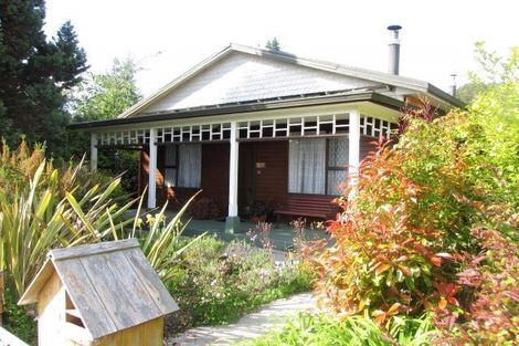 Photo of property in 35 Davis Street, Reefton, 7830