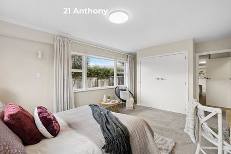 Photo of property in 21 Anthony Grove, Paraparaumu Beach, Paraparaumu, 5032