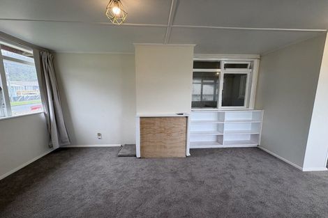 Photo of property in 24-26 Hanson Grove, Stokes Valley, Lower Hutt, 5019