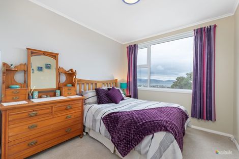 Photo of property in 44 Dowse Drive, Maungaraki, Lower Hutt, 5010