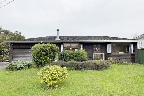 Photo of property in 2/12 Merriefield Avenue, Forrest Hill, Auckland, 0620