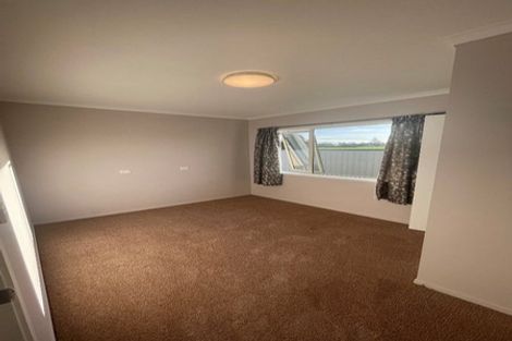 Photo of property in 70 Miro Street, Inglewood, 4330